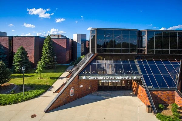 photo of gsu campus building